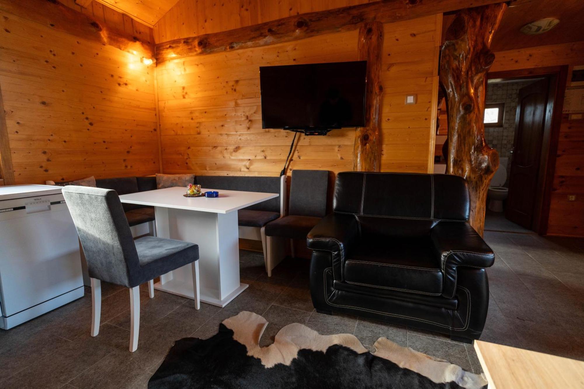 Brvnara Aurora Vista Villa Velika Remeta Exteriör bild